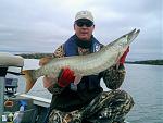 LOTW Fall 2007 - Scott with 38" muskie.